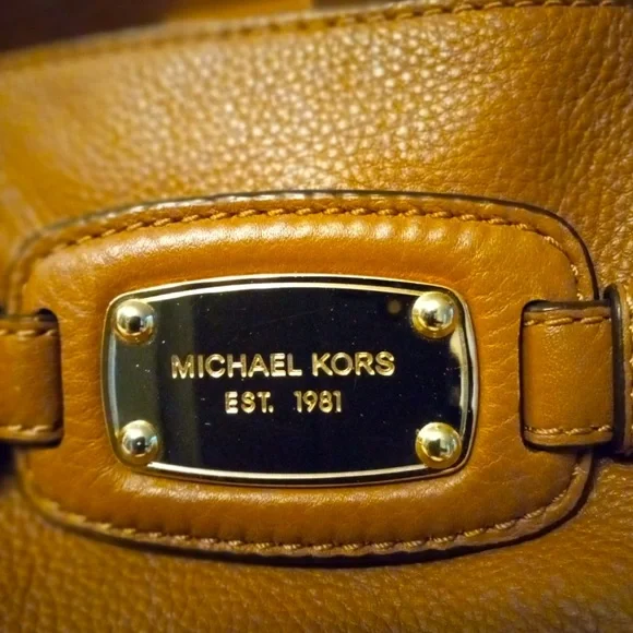 Michael Kors Leather Purse - Picture 3 of 8